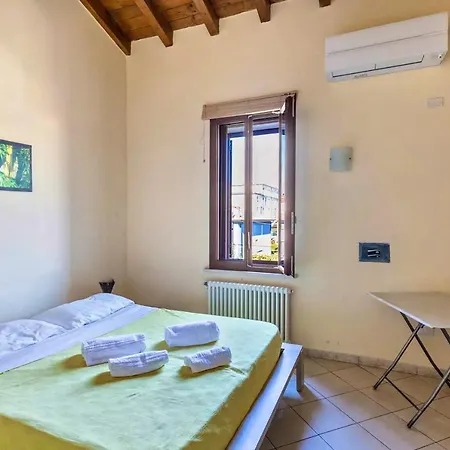 Elegant In 75 M² With Balcony Apartment