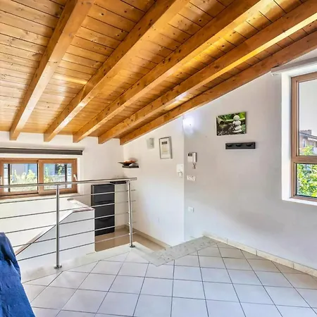 Elegant In 75 M² With Balcony * Verona