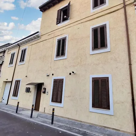 Elegant In 75 M² With Balcony Verona